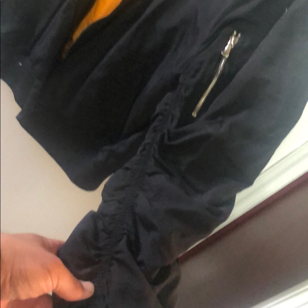 Bomber jacket - Picture 2 of 4